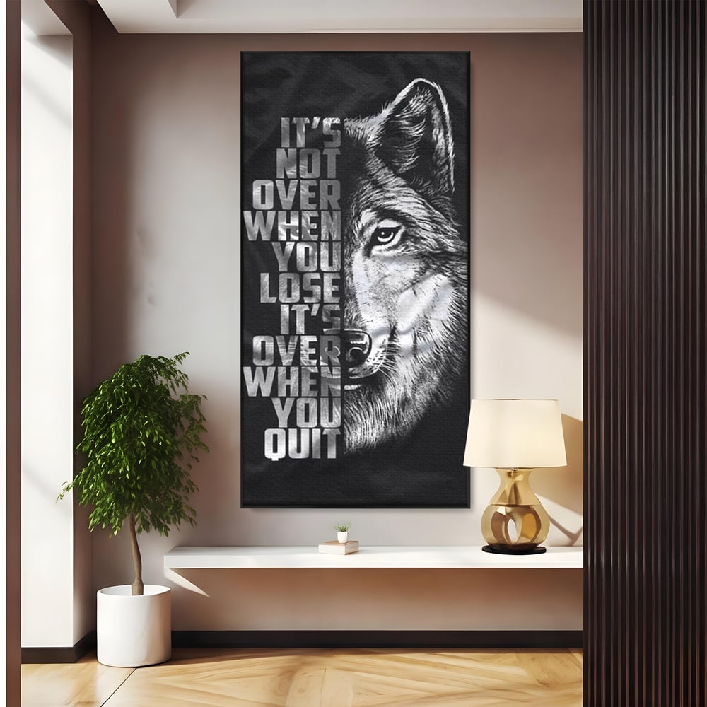 Tablou canvas cu tablou canvas cu lup si mesaj, in rama de aluminiu negru
